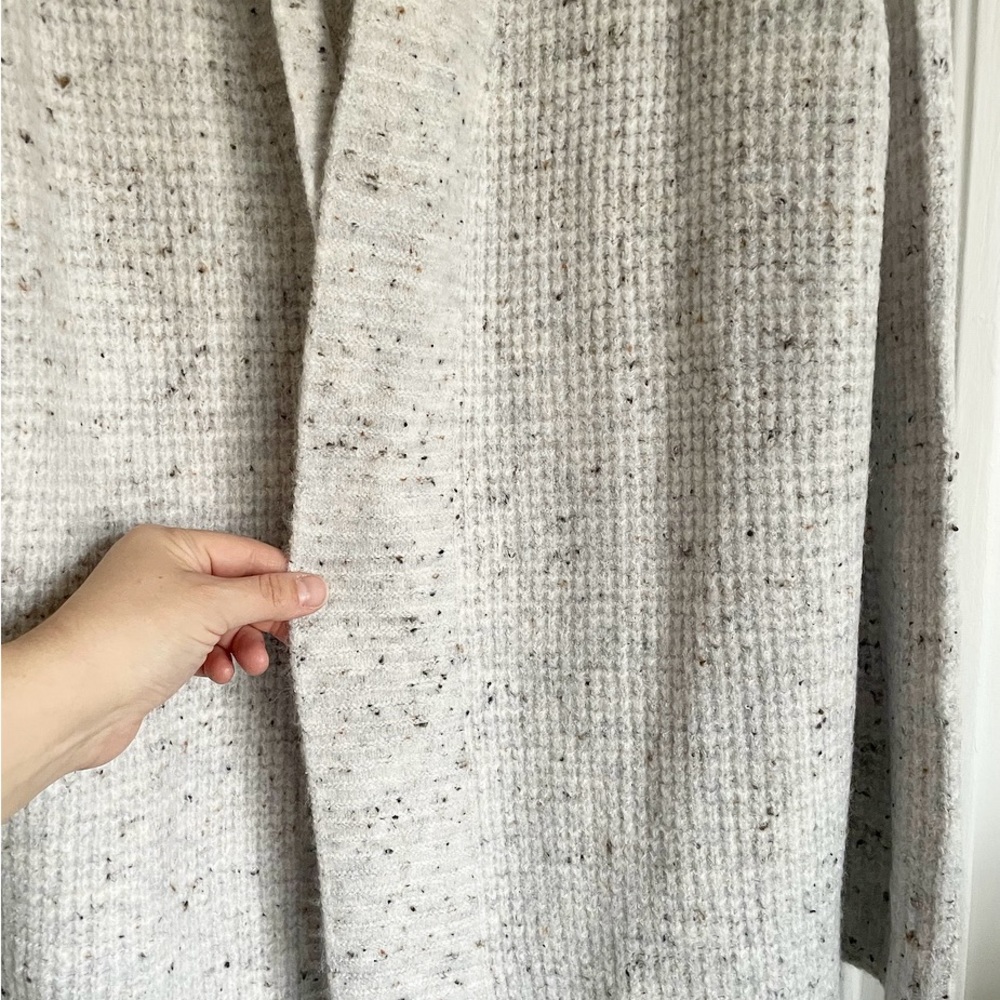 Beautiful speckled grey cardigan from Old Navy (XL)